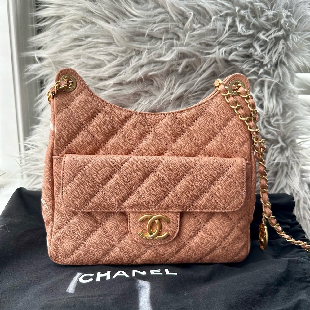 CHANEL Beige Hobo Bag